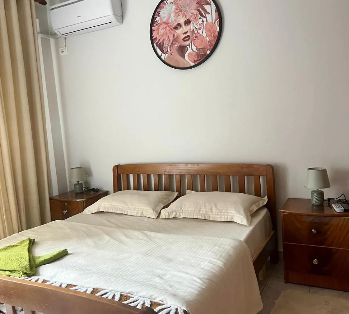 Guest House Korce Apartment