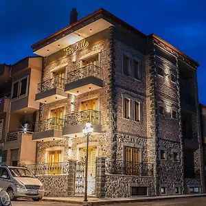 Tres Belle Hotel