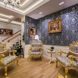 4* Hotel Legacy Boutique